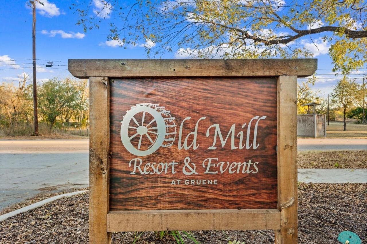 Resort Old Mill New Braunfels