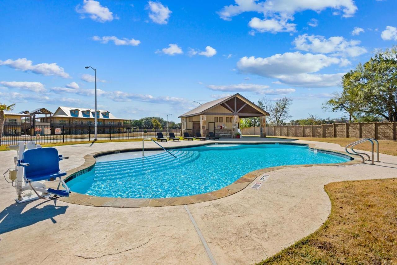 Old Mill Resort 4*