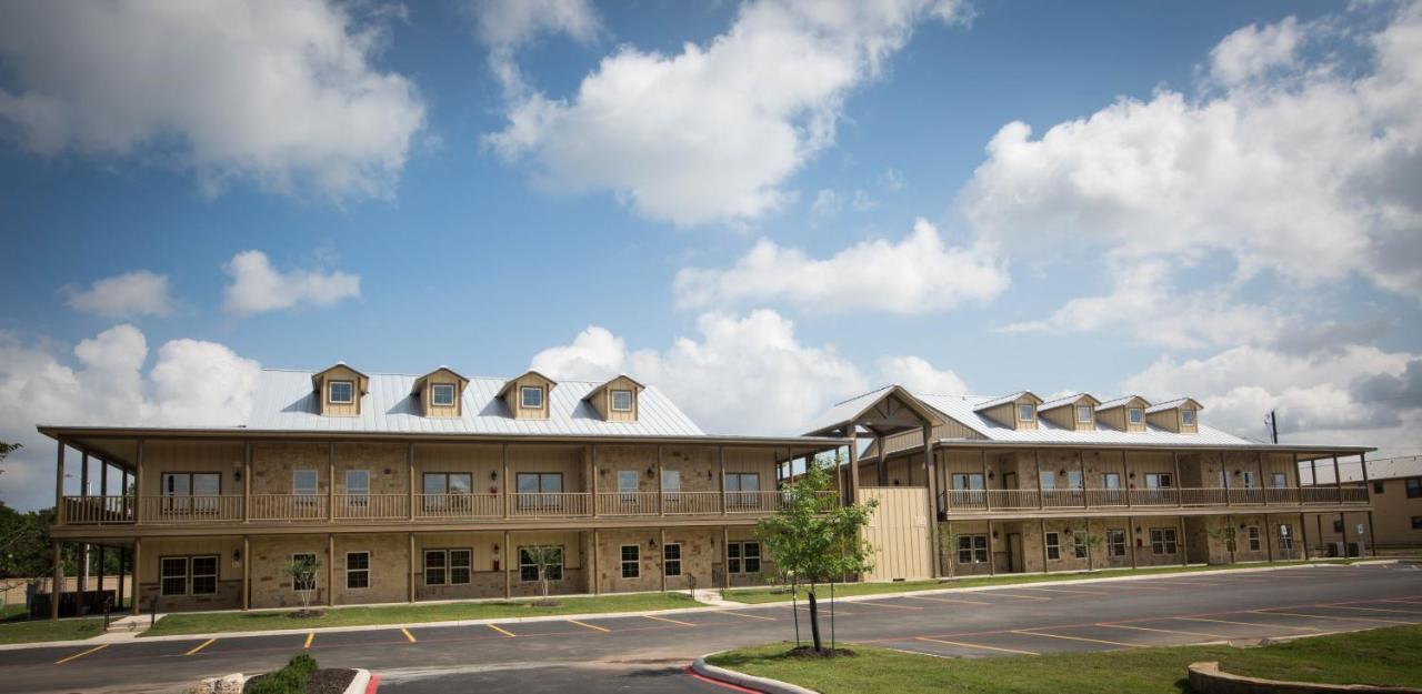 Old Mill 4*