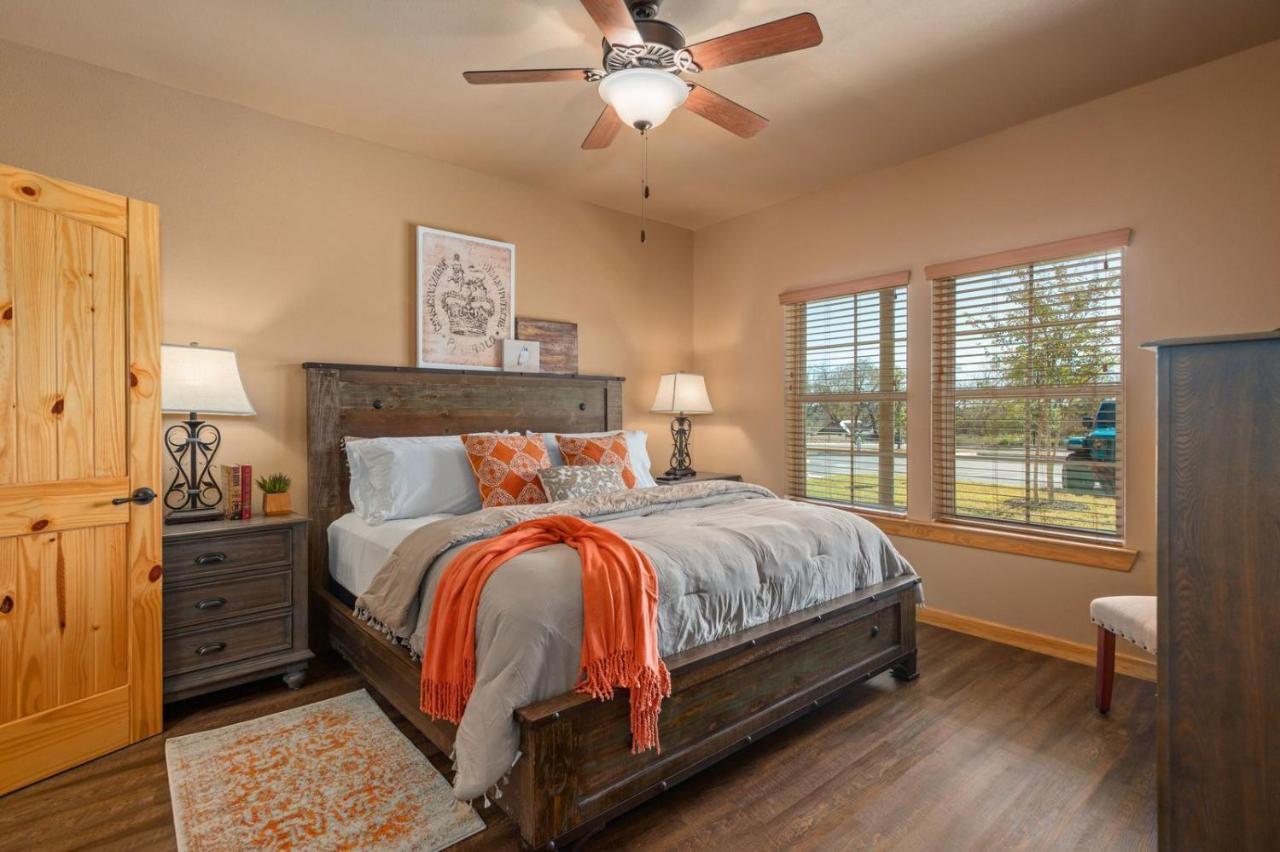 Old Mill 4* New Braunfels
