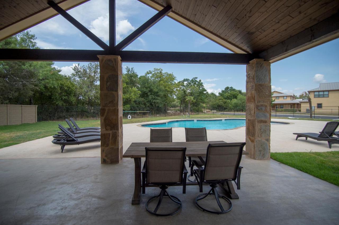 Old Mill 4*
